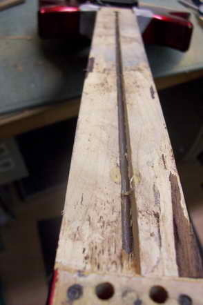 Halsstab Reparatur