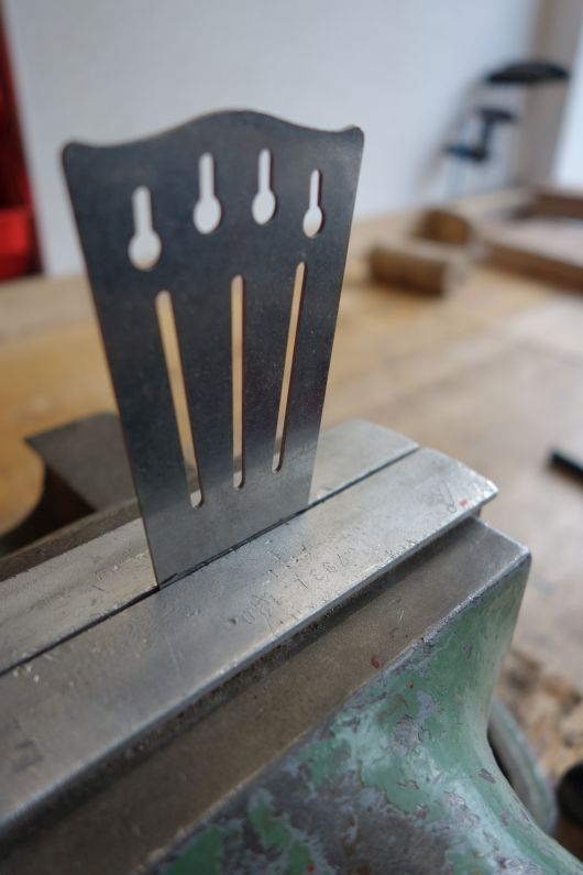 Einklemmen an der Biegelinie