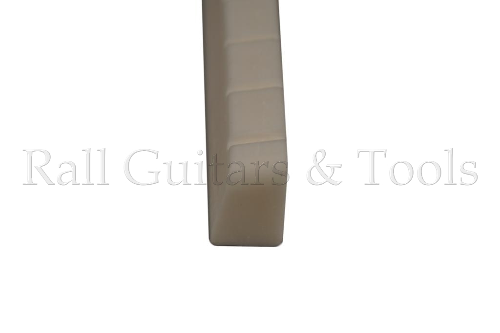 Sattel Knochen 43 x 8,4-7,8 x 6 AC030 - vorgesägt