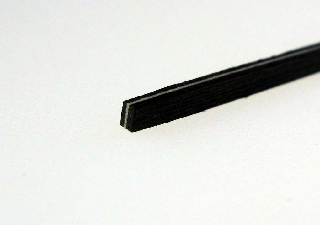 Randeinlage Fiber s/w/s 3-lag. h=2,5 b=1,5mm l=800 Randeinlage Fiber s/w/s 3-lag. h=2,5 b=1,5mm l=800