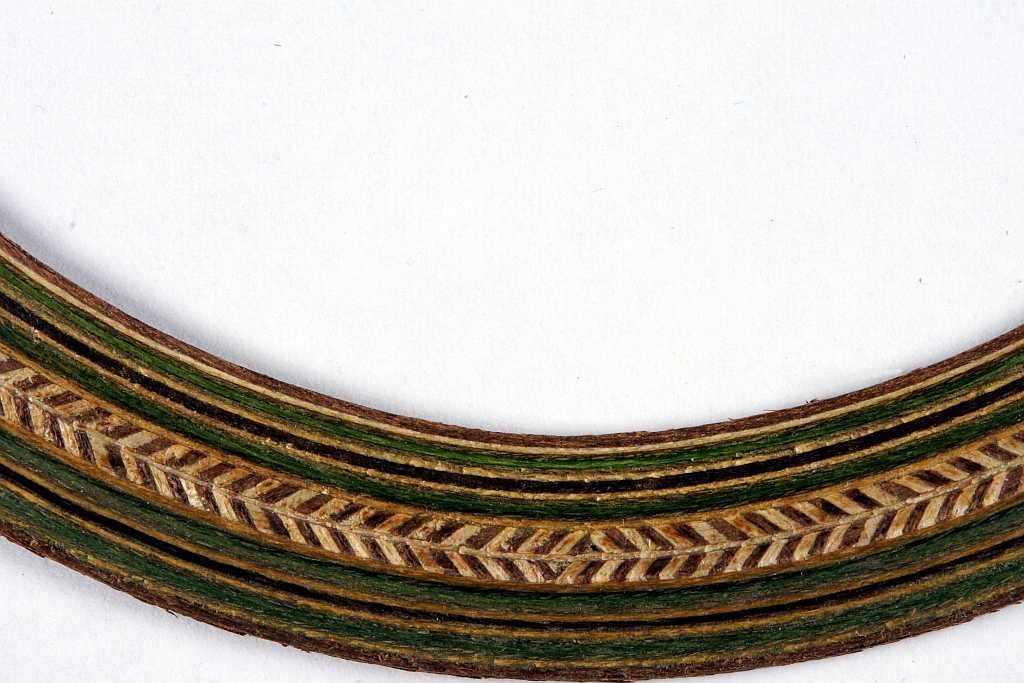 Rosette braun-grün, Innen.Ø 92,5mm, h=1,3 b=12 Rosette braun-grün, Innen.Ø 92,5mm, h=1,3 b=12