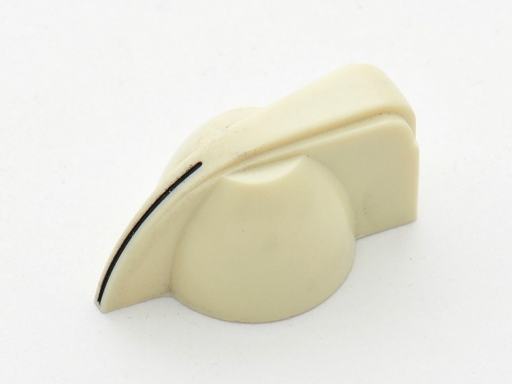 Potiknopf Chickenhead Altweiß Schraubbefestigung Potiknopf Chickenhead Altweiß Schraubbefestigung