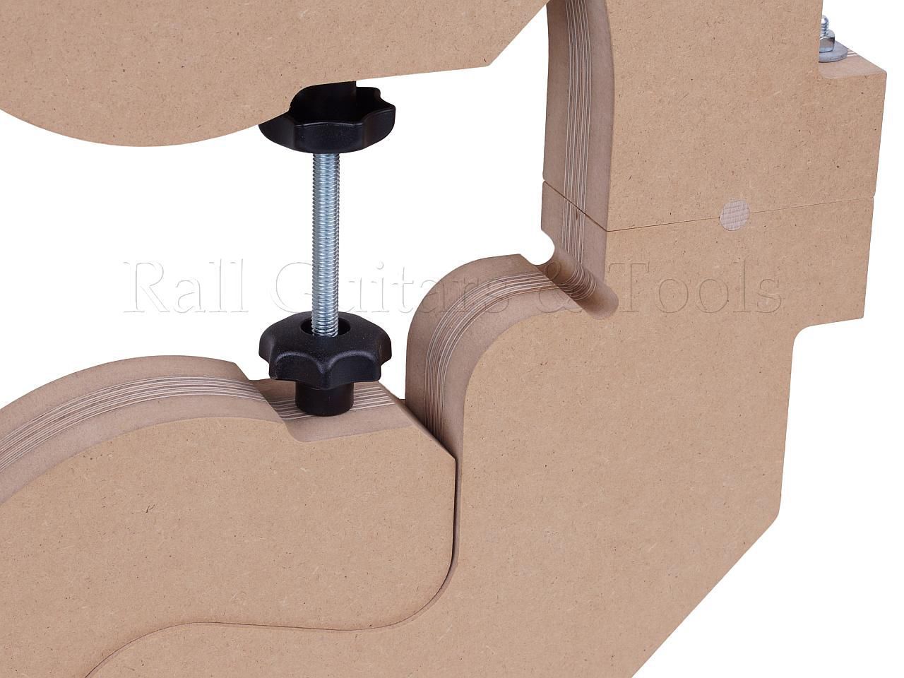 Gitarrenbau Außenform - Favino 1961 (Collings)