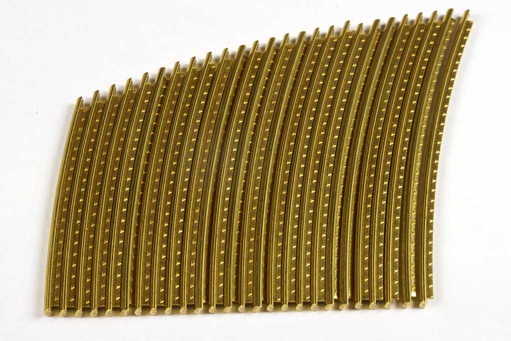 Bunddraht Glockenbronze 26 St 5-string 1,4 x 2,9mm Bunddraht Glockenbronze 26 St 5-string 1,4 x 2,9mm