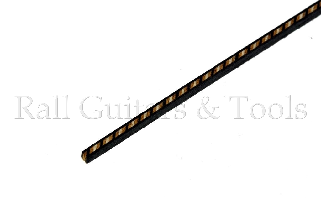 1/2 Herringbone Rand braun h=2,5 b=1,8 l=800