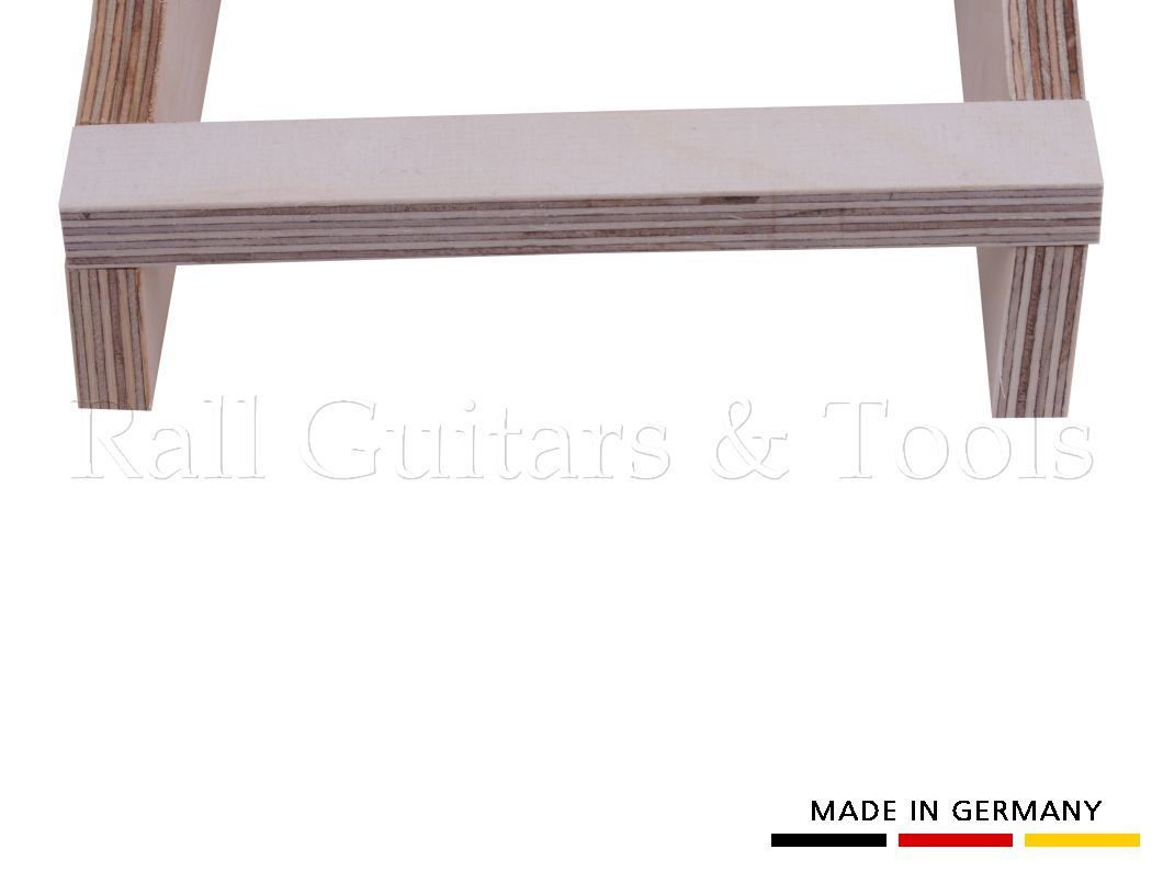 Biegeform 6" - Bausatz Maccaferri Cutaway (schräg)