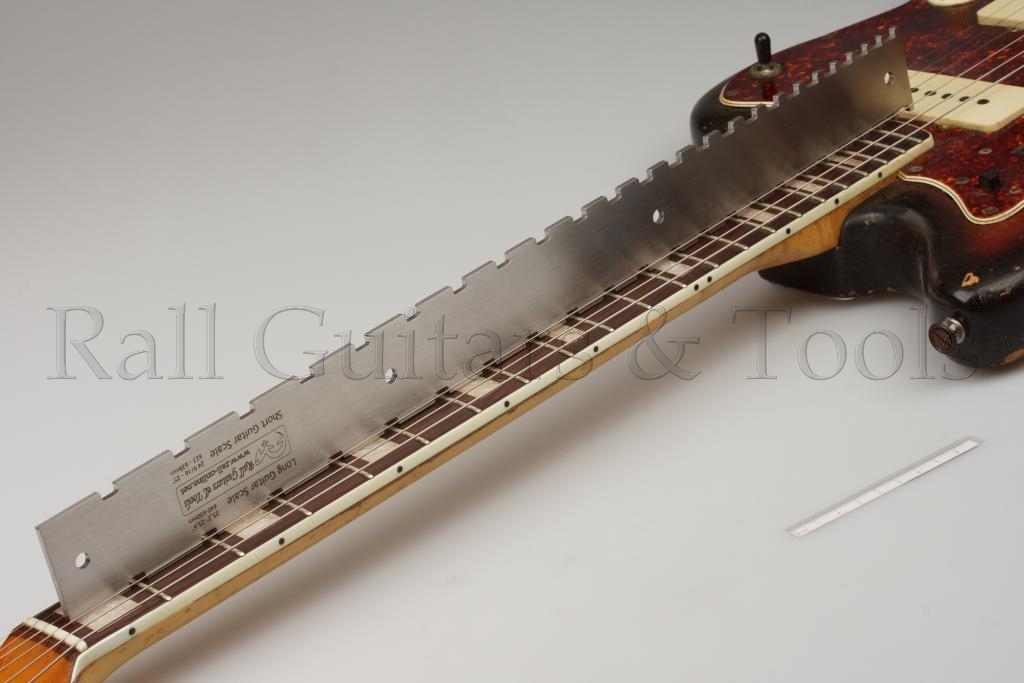 Griffbrett Lineal ausgeklinkt - 24,5-25,6"