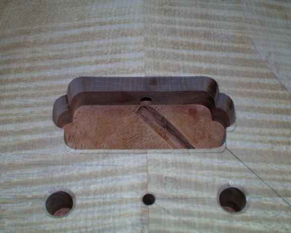 Bohren der Kabelkanäle