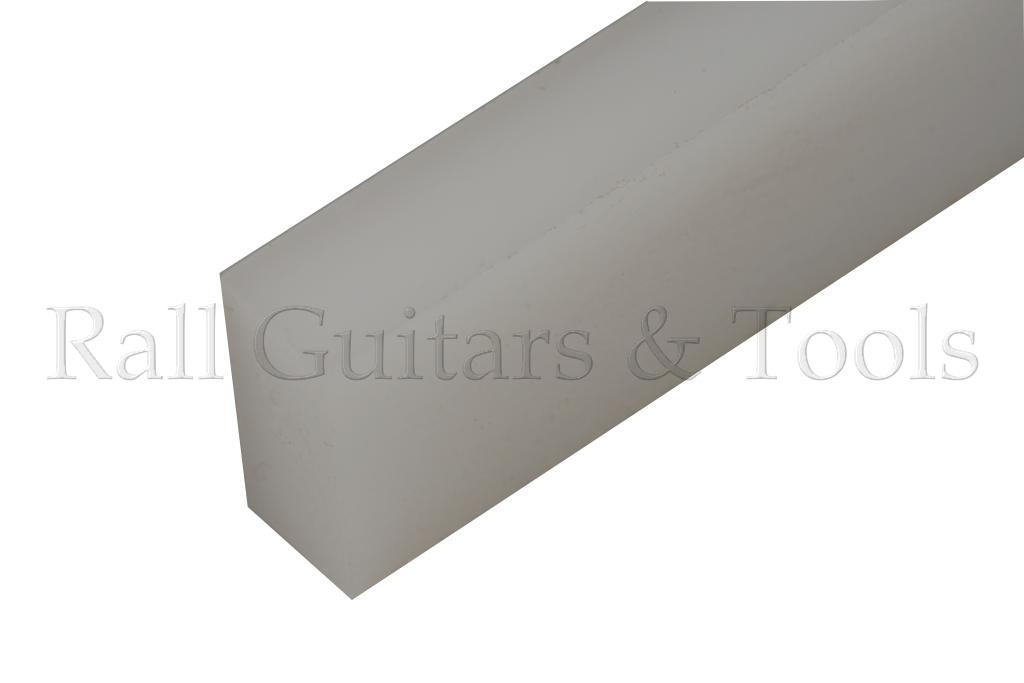 Sattelrohling Kunststoff (PA-6.6) 45 x 10 x 5mm Sattelrohling Kunststoff (PA-6.6) 45 x 10 x 5mm