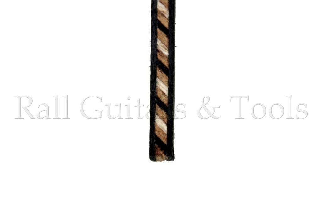 1/2 Herringbone Rand braun h=2,5 b=1,8 l=800 1/2 Herringbone Rand braun h=2,5 b=1,8 l=800