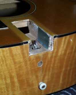 12-string Höfner Bj. 72 Reparatur