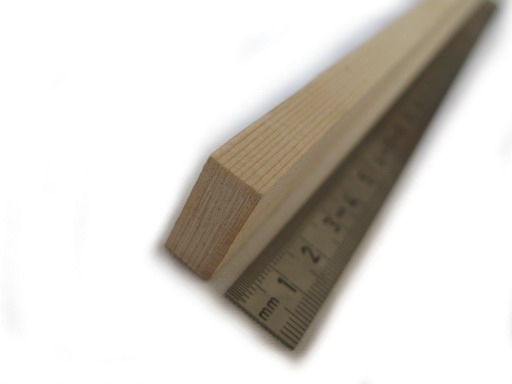 Tonholz: Gitarrenbalken 1A Alpenfichte 20x8x550mm Tonholz: Gitarrenbalken 1A Alpenfichte 20x8x550mm