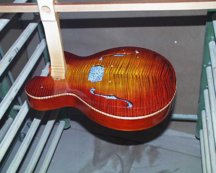 Lackierung "Indie" Gitarre