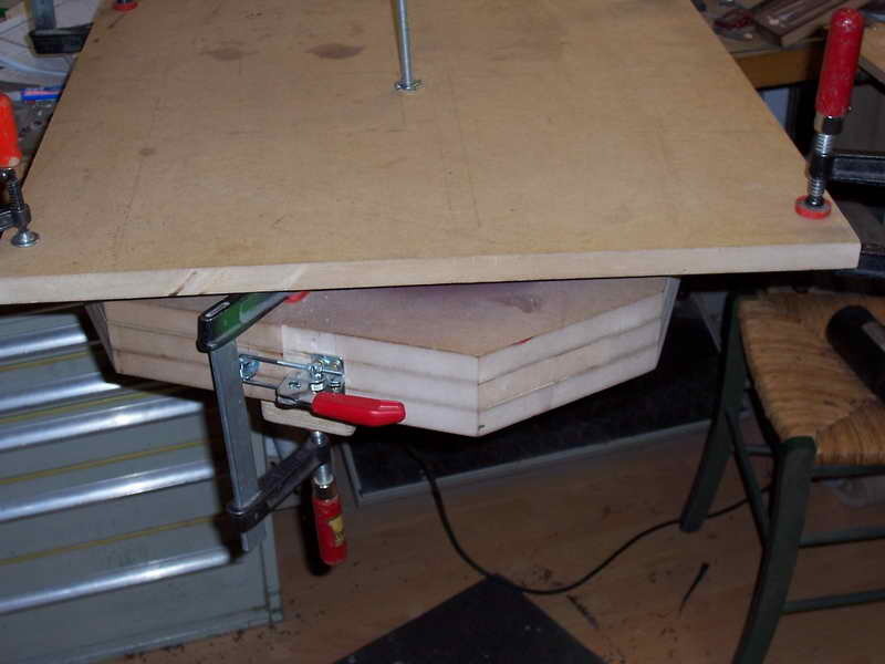 Schleifen der Zargenkontur