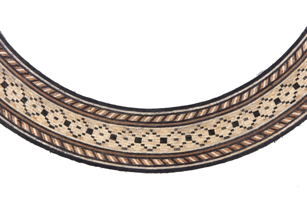 Rosette braune Raute, schmal Ø 93mm h=1,3 b=16 Rosette braune Raute, schmal Ø 93mm h=1,3 b=16